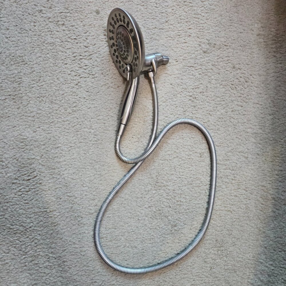 Delta In2Ition 58569-SS-PK 2-in-1 Showerhead - METAL Connector - Stainless